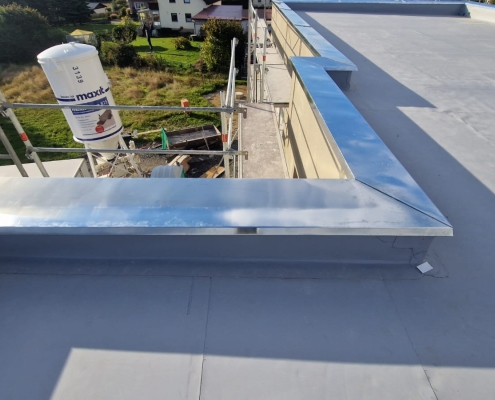 Bauspenglerei_Attika_verzinkt